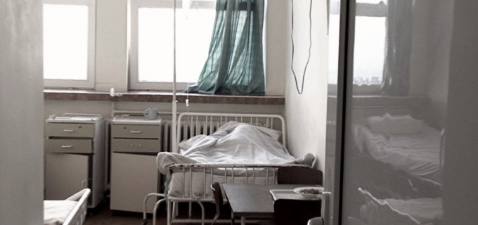 Au asteptat 6 ani ca legistii sa spuna daca medicii sunt vinovati. Minciunile din sistemul sanitar