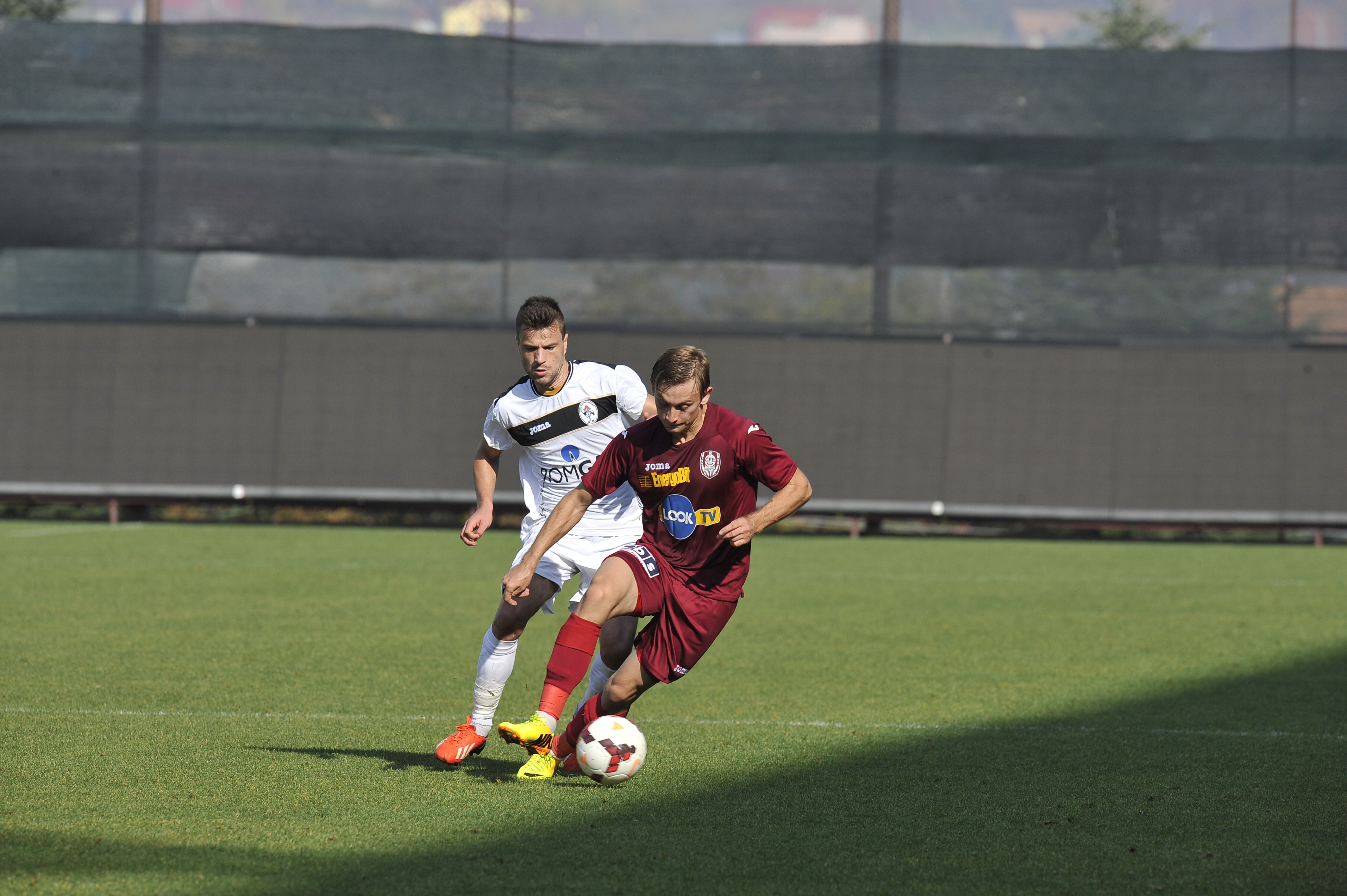 Clujenii vor un fundas care nu a mai jucat de cinci luni