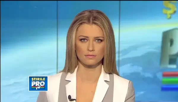 2.500 de enoriasi la slujba de Sf. Parascheva din Voluntari. Mama lui G. Becali, cu lacrimi in ochi