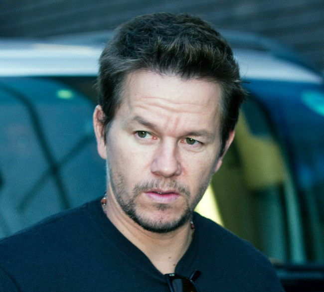 Cum arata sotia actorului Mark Wahlberg. Vezi cum au fost surprinsi cei doi