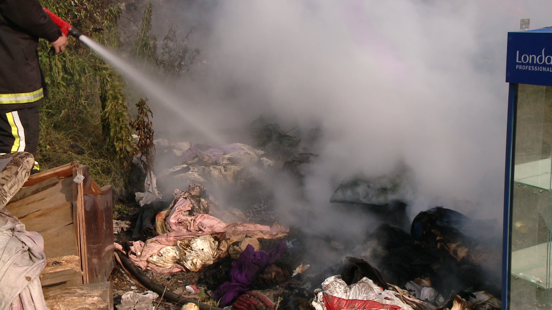 Incendiu puternic intr-un imobil din Sectorul 1 al Capitalei