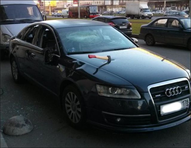 Ce s-a intamplat cu masina a carei alarma a sunat o noapte intreaga. GALERIE FOTO