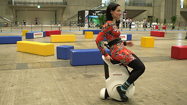 Asa ar putea arata bicicleta viitorului! VIDEO