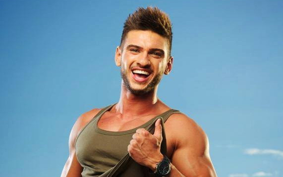 Fotografia cu care Dorian Popa si-a innebunit fanele pe Facebook. Ce apare in imagine