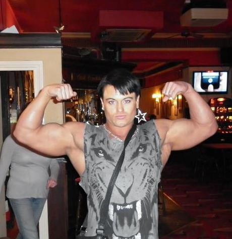 "Steroizii m-au transformat intr-un barbat". Marturia uimitoare a unei culturiste britanice. FOTO