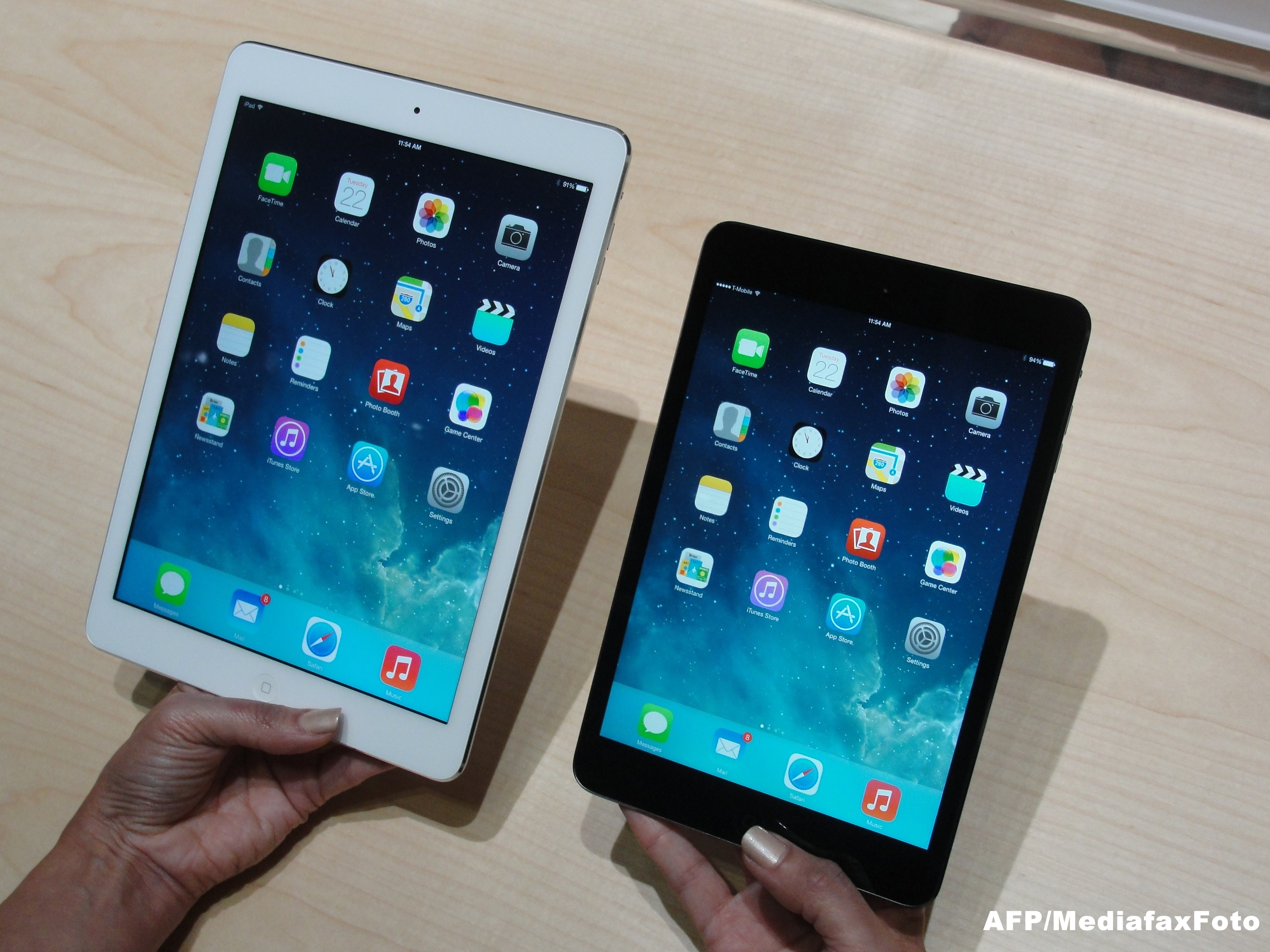 iLikeIT. Ce stiu sa faca noile "jucarii" de la Apple: iPad Air, iPad Mini 2 sau MacBook Pro Retina