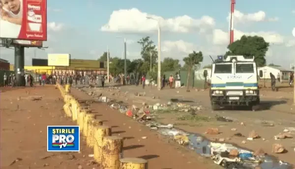 CLIPUL ZILEI: Lupte de strada in Kenya, intre politie si localnici, dupa arestarea unui cleric