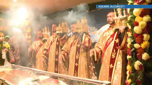 Ultima noapte de pelerinaj la moastele Sf. Dumitru. Mii de romani si-au sarbatorit ziua in cluburi