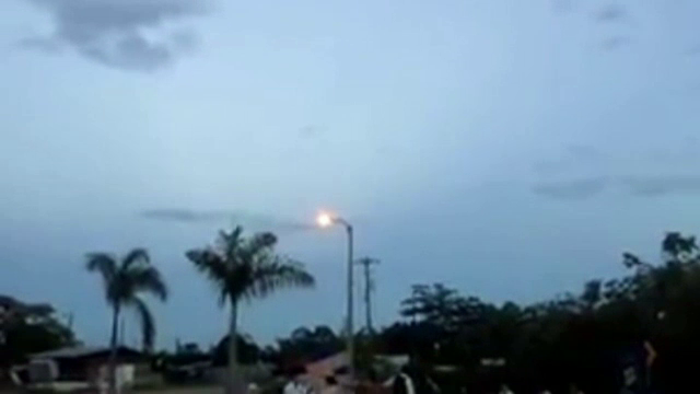 Ce a surprins un barbat din Columbia in timp ce filma un spectacol. Ipoteza specialistilor