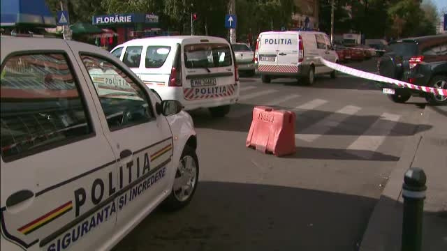 Un barbat a fost batut crunt in fata unui local din sectorul 2. A fost internat de urgenta la spital