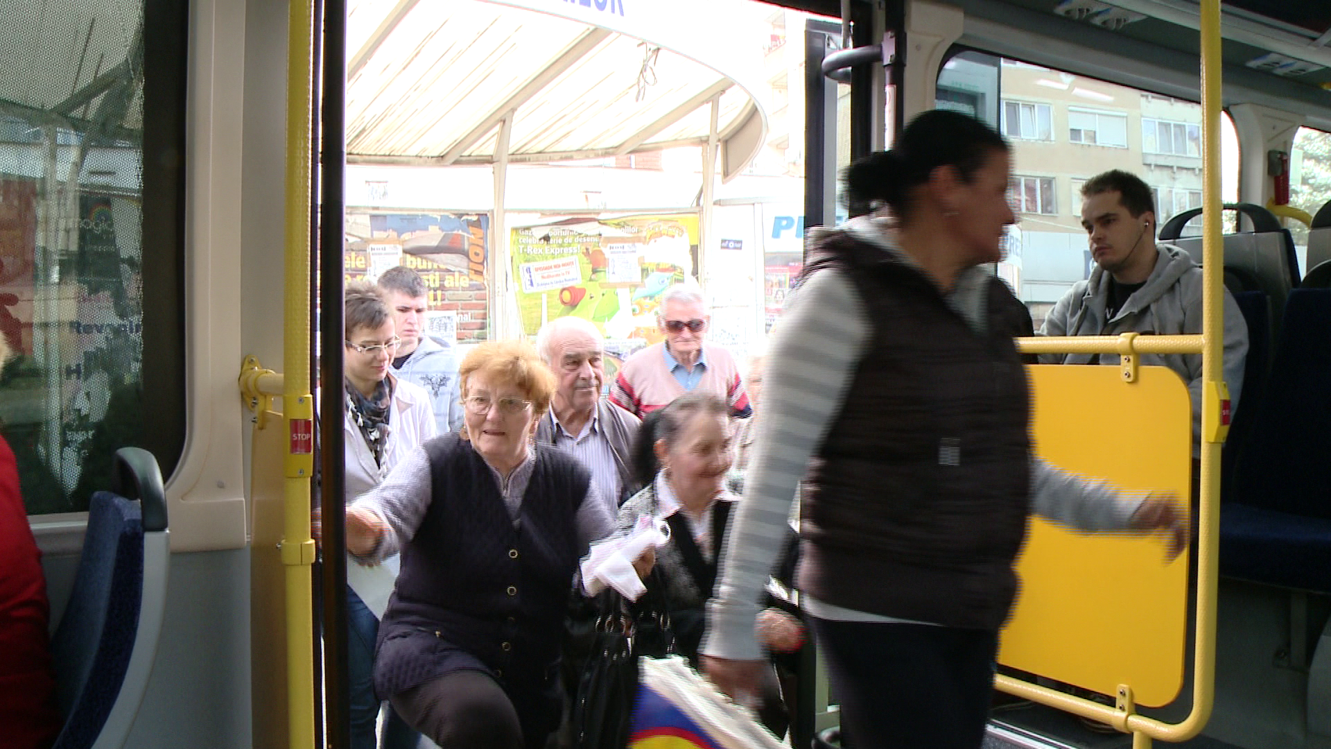 Timisorenii pot testa de azi autobuzul electric! Sunt invitati sa-si spuna parerea in mediul online