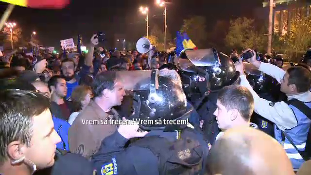 Avertismentul jandarmilor pentru contestatarii agresivi: sanctiunile pot ajunge la ei si in 6 luni