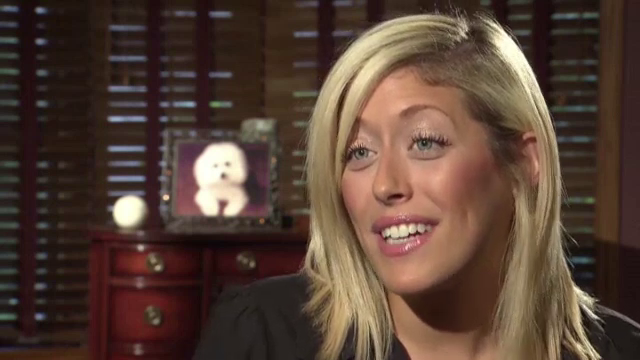 Transformarea spectaculoasa a acestei tinere dupa 40 de minute de machiaj. A cucerit internetul