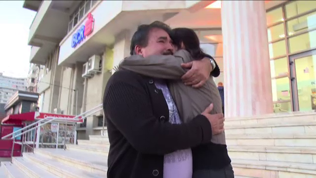 8 persoane sustin ca li s-au FURAT banii din casetele de valori ale BCR Pitesti. Cine sunt suspectii