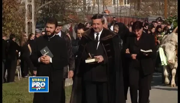 Femeia care a murit in urma unui accident petrecut in noaptea nuntii a fost inmormantata