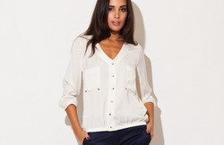 Bluza cu buzunare pe bust - Ecru K115