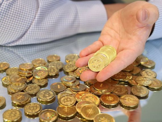 Primul bancomat din lume care da bani in schimbul unui capital virtual