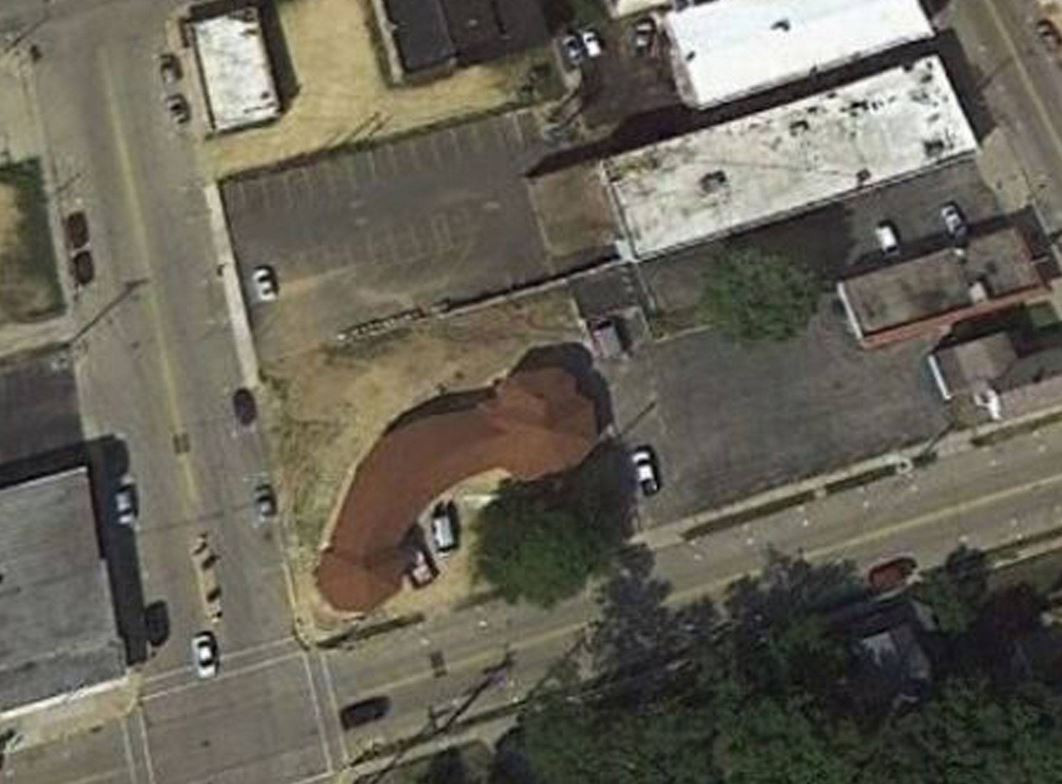 Liderii unei biserici din Statele Unite explica de ce constructia are forma de falus