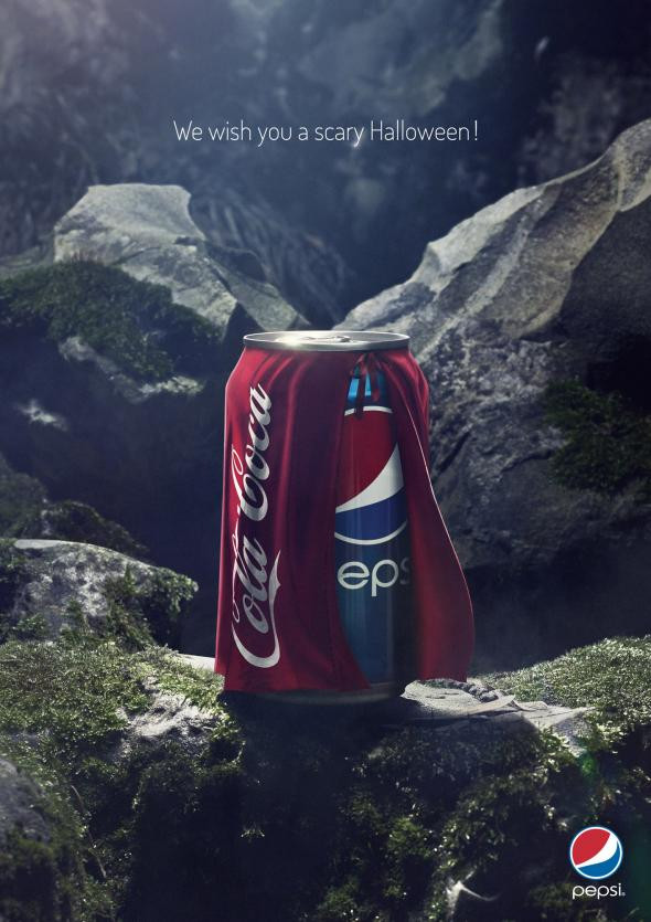 Razboiul reclamelor dintre Pepsi si Coca Cola nu ia pauza nici de Halloween