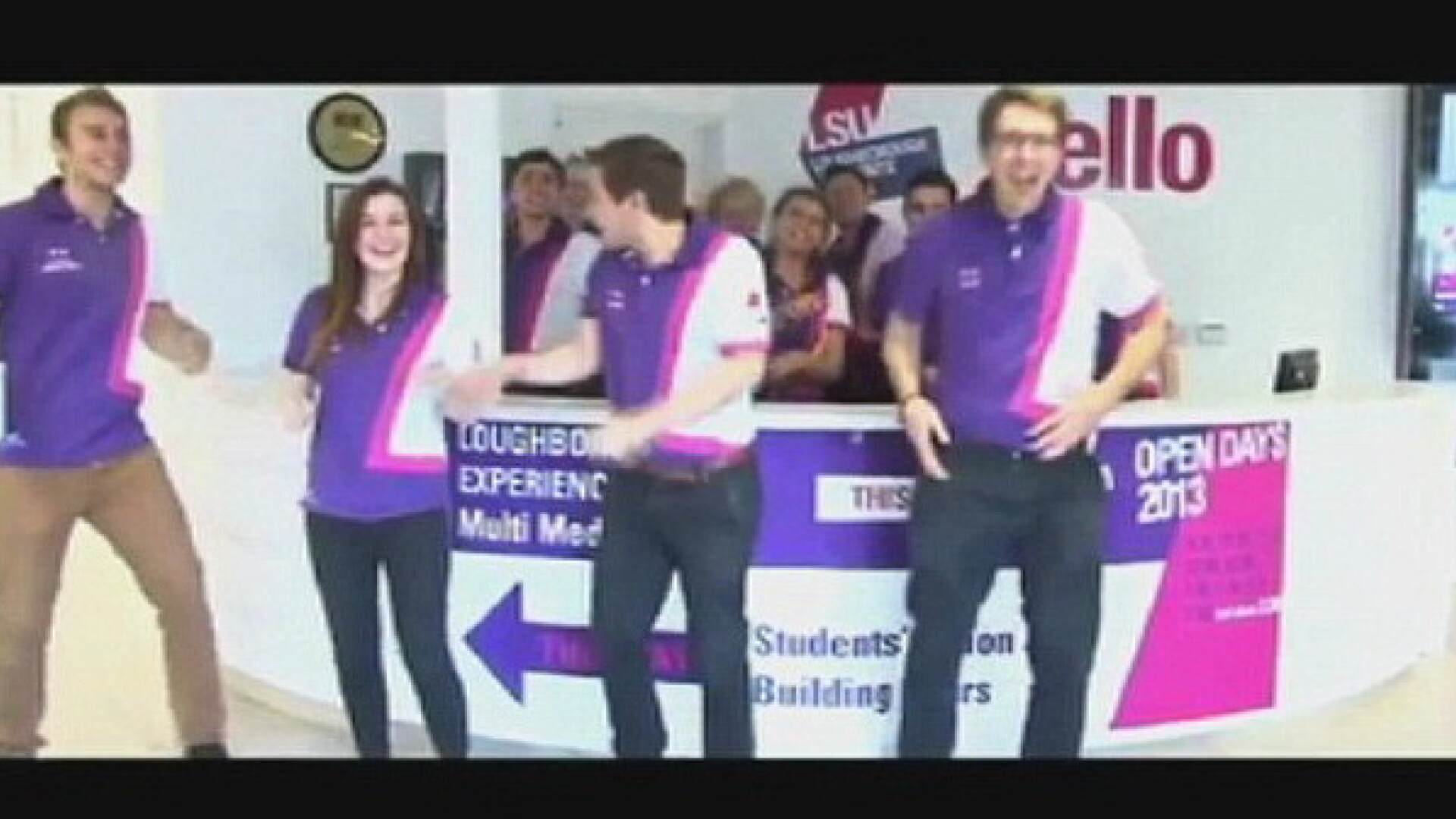 Au ras atat de multe de ei incat au dezactivat comentariile.Cum s-au filmat studentii unei facultati