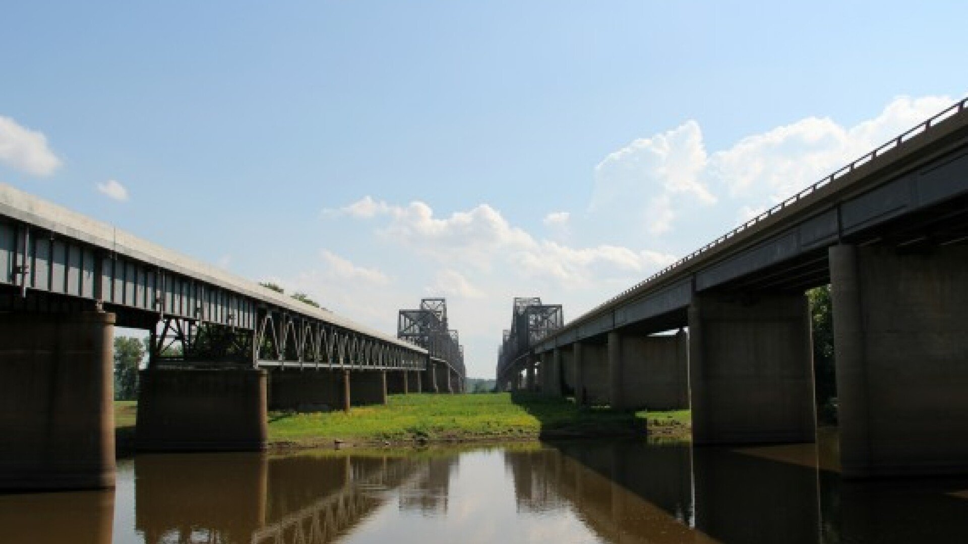 Bi-State Vietnam Gold Star Bridges