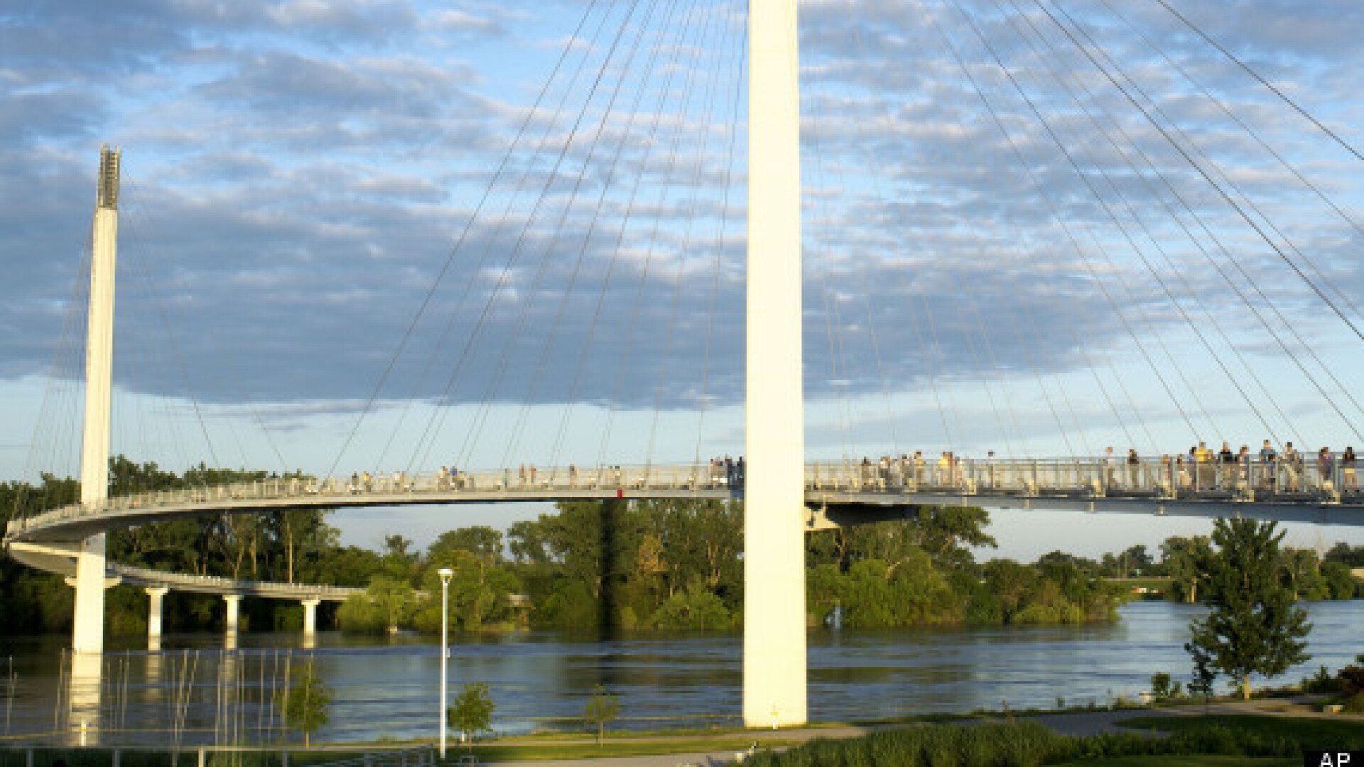 Bob Kerrey Pedestrian Bridge
