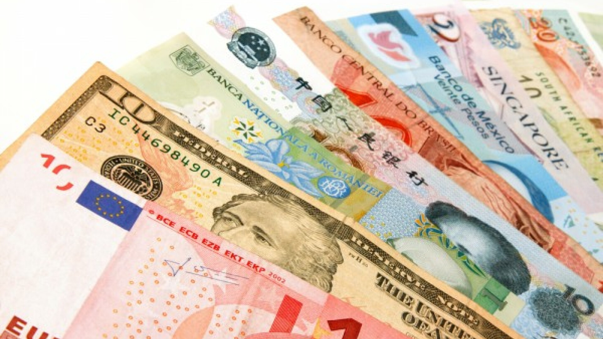 Cei mai bogati 85 de oameni din lume au la fel de multi bani ca 50% din populatia totala a Planetei