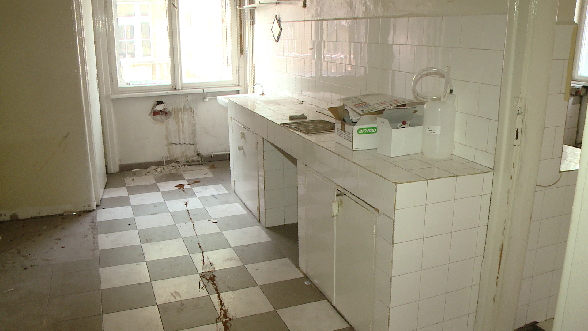 Vladimir Carpaci si-a intrat in drepturi.O sectie a Spitalului de Copii Timisoara a fost evacuata