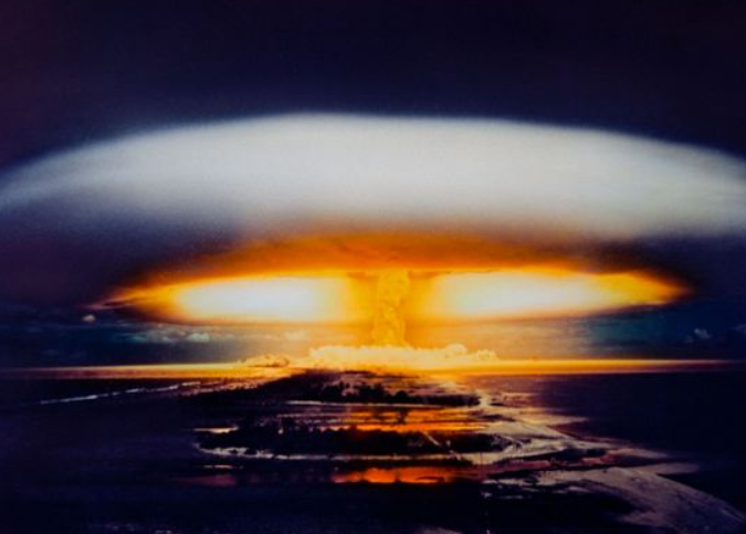 Un "joc militar" NATO a adus lumea in pragul unui dezastru nuclear, potrivit unui dosar desecretizat