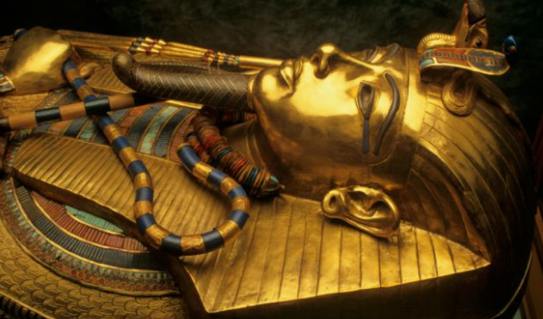 Egiptul a emis o alerta internationala pentru gasirea statuetei surorii faraonului Tutankhamon
