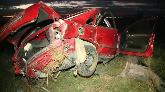 24 de ore de captivitate in propria masina.Nimeni nu l-a observat pe tanarul ramas incarcerat. VIDEO