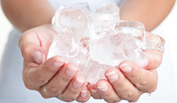 De ce ingheata apa calda mai repede decat apa rece? Un mister al fizicii a fost descifrat