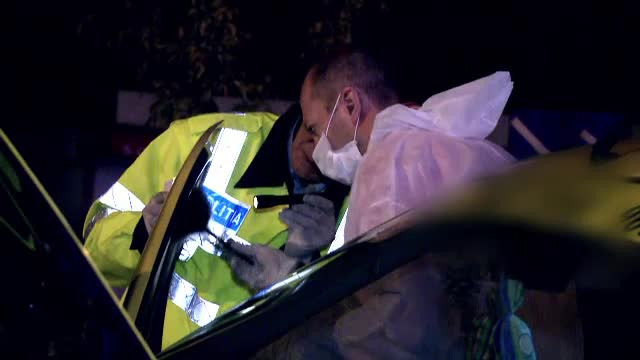 Doi suspecti retinuti in cazul taximetristului din Capitala injunghiat. Ce pedeapsa risca acestia
