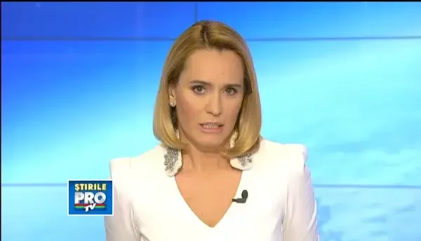 Cei doi paparazzi care au agresat doi jurnalisti langa Palatul Ghika au fost arestati preventiv