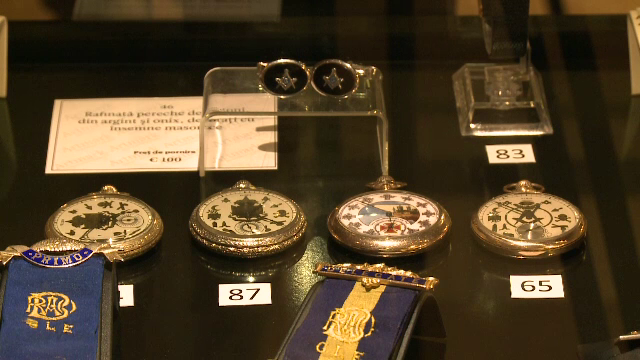 Licitatie de obiecte masonice in Bucuresti. Inelele si ceasurile au avut cel mai mare succes