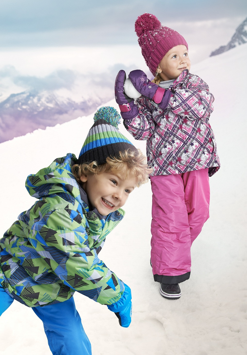 Cadoul pe care copiii tai il vor aprecia si inainte de Craciun. Cat costa sa-i imbraci pentru schi