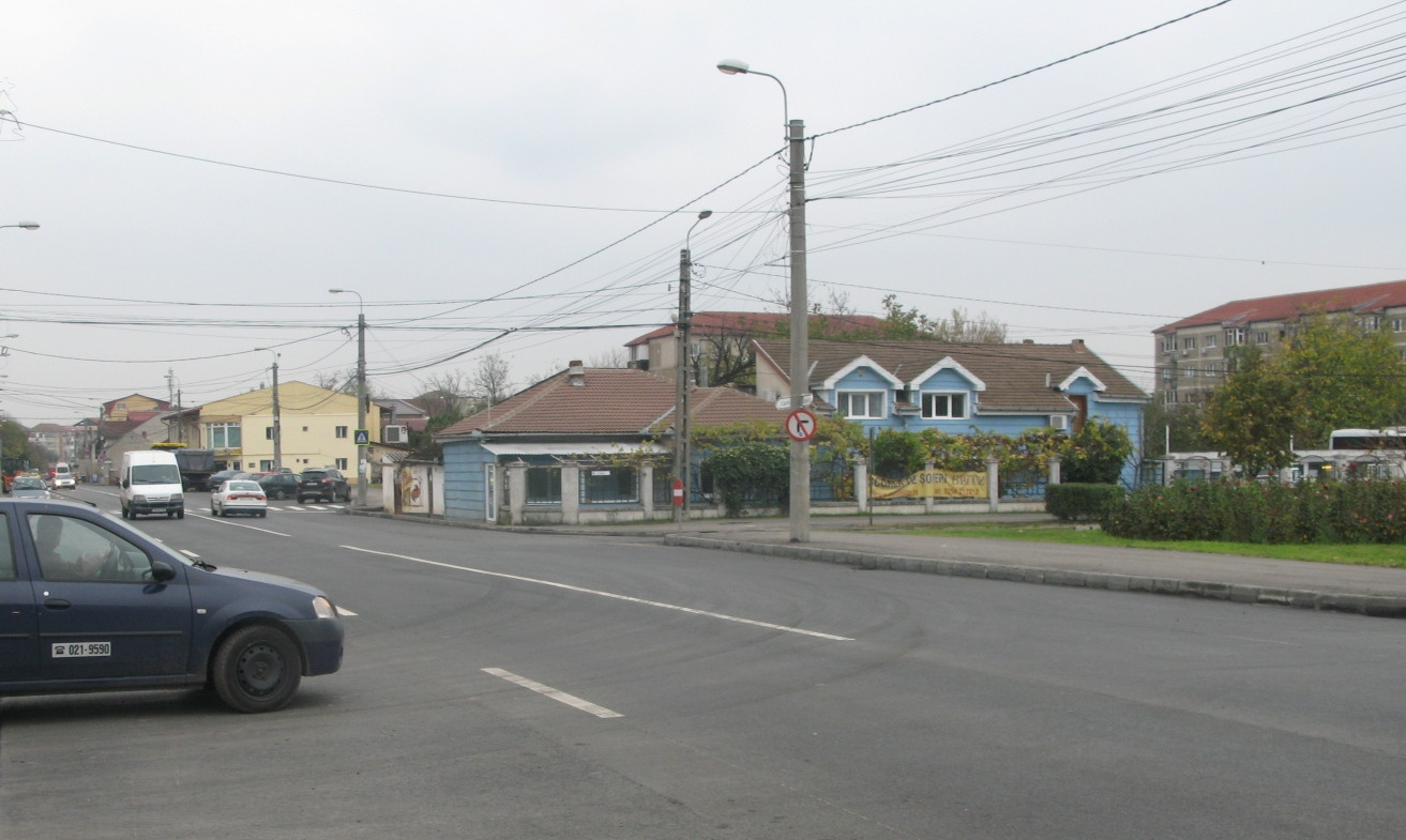 Strada Sfintii Apostoli Petru si Pavel a fost reamenajata. Ce lucrari s-au facut. FOTO