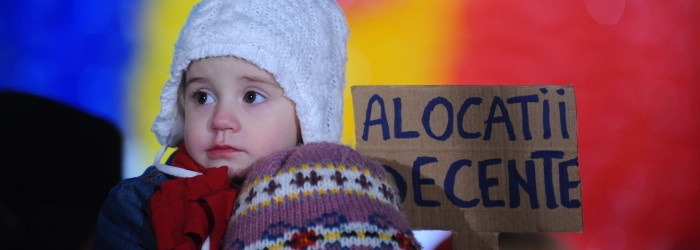 Senatorii din Comisia de munca propun indexarea alocatiei de stat pentru copii, din 2014