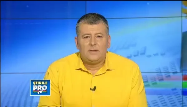 Consiliera unui deputat din Baia Mare a postat fotografii in care apare sarutandu-se cu alte tinere