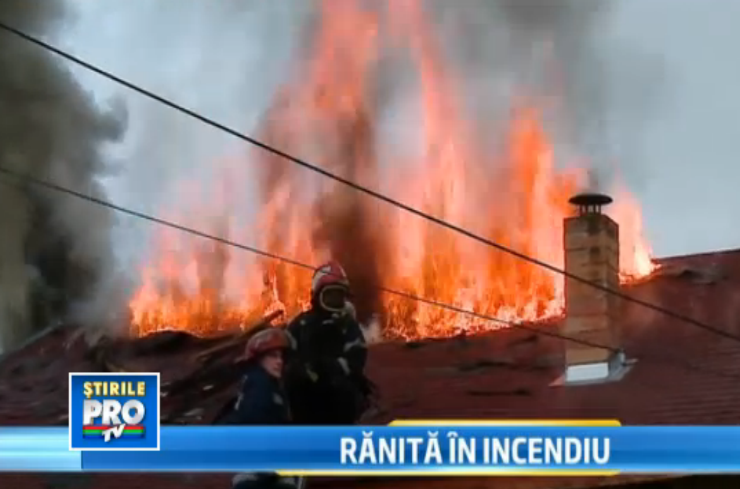Un incendiu puternic a cuprins in aceasta dimineata o casa din judetul Mures