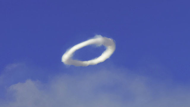 Ce a iesit din Vulcanul Etna dupa ultima eruptie. Momentul unic urprins de un fotograf