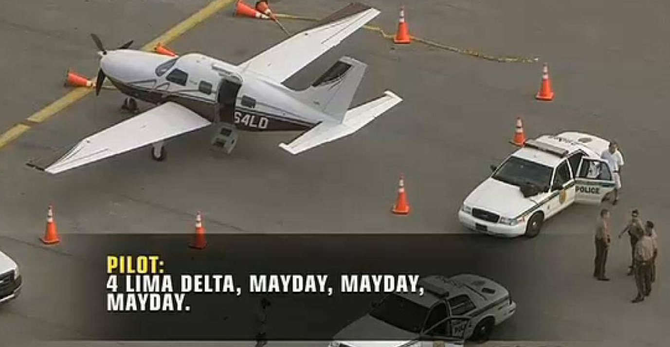 Un barbat a cazut dintr-un avion, de la 700 de metri, in Oceanul Atlantic