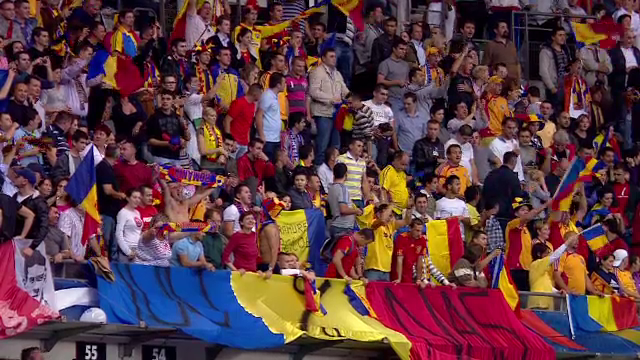 Versuri controversate in noul imn al Nationalei de fotbal. "Pur si simplu inseamna ca si pe adversari si pe mamele lor"