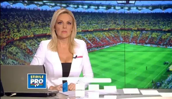 ROMANIA - GRECIA. 5 luni de inchisoare cu suspendare pentru 8 romani prinsi cu fumigene la meciul tur