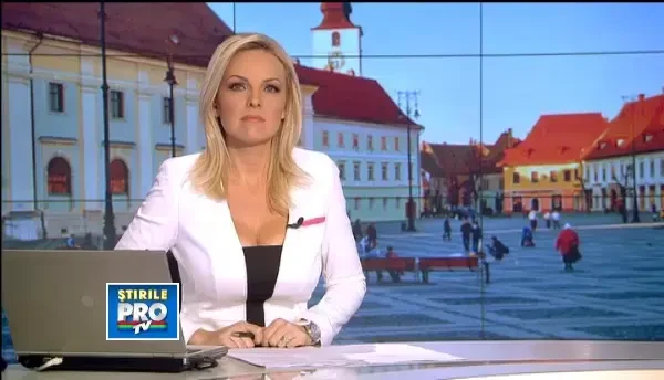 Salman Khan a ajuns in Romania. A fost asteptat la aeroport de Iulia Vantur