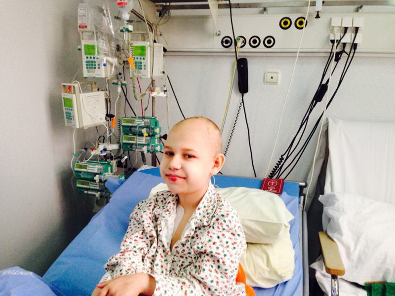 De ziua ei, n-are nevoie de cadouri, doar de sange. Ajut-o pe micuta Flaviana in lupta cu leucemia