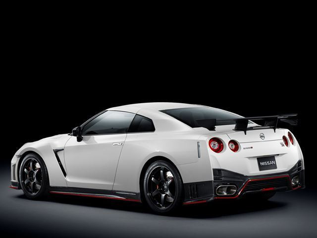 Asta e bijuteria de la Nissan despre care vorbeste chiar toata lumea acum: Masina asta bate record dupa record: GALERIE FOTO