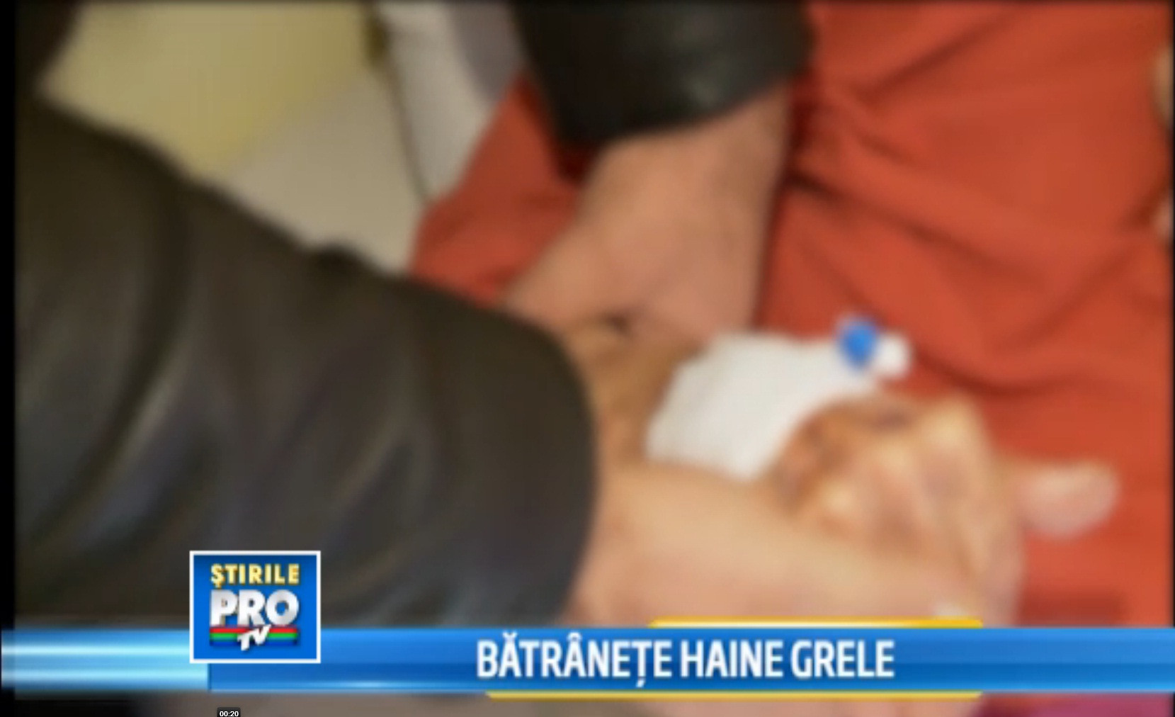 Batranete, haine grele. O femeie de 74 de ani din Cluj a ajuns sa cantareasca 40 de kilograme