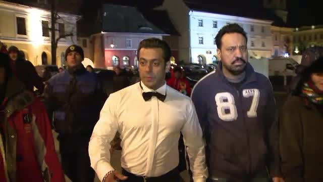 Salman Khan isi continua aventurile prin Transilvania
