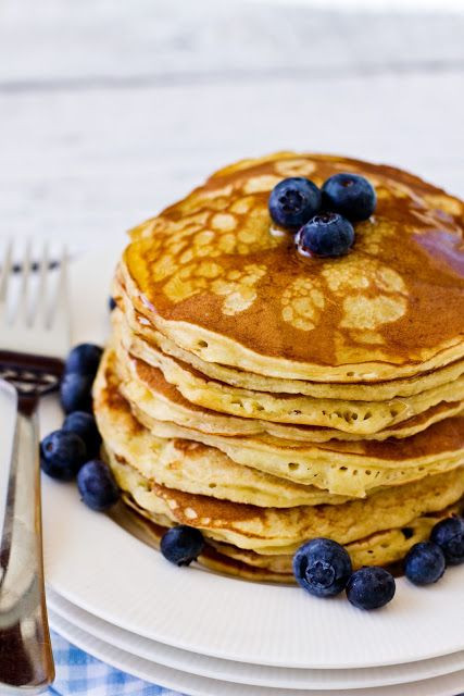 N-ai vazut niciodata o clatita care sa arate atat de bine. Cum isi ajuta un tata baiatul sa invete lucruri noi